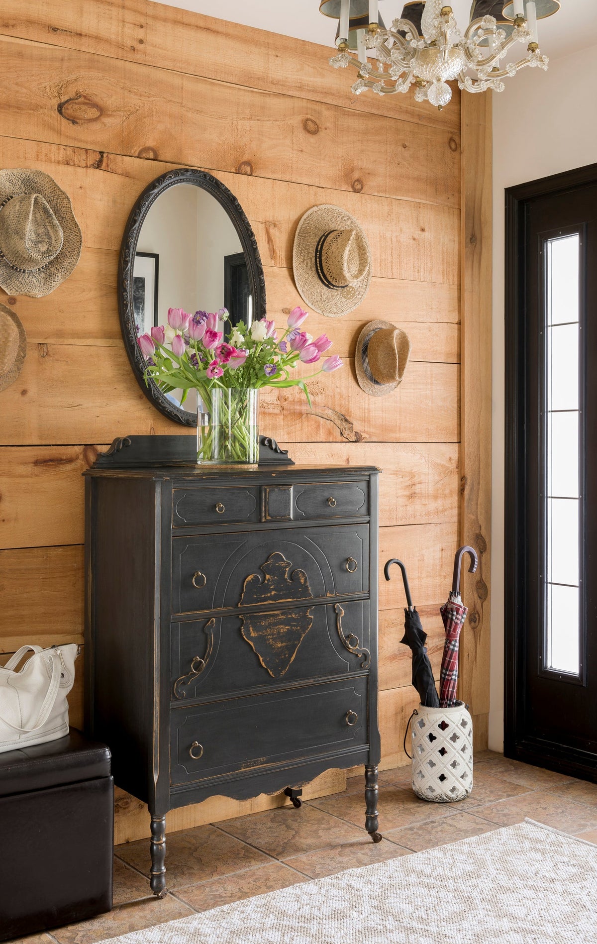 Distressed look the easy way with Milk Paint