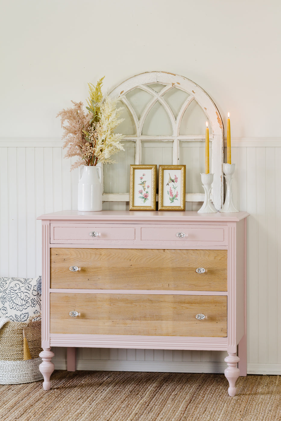 Bouquet: Milk Painting Veneer Furniture