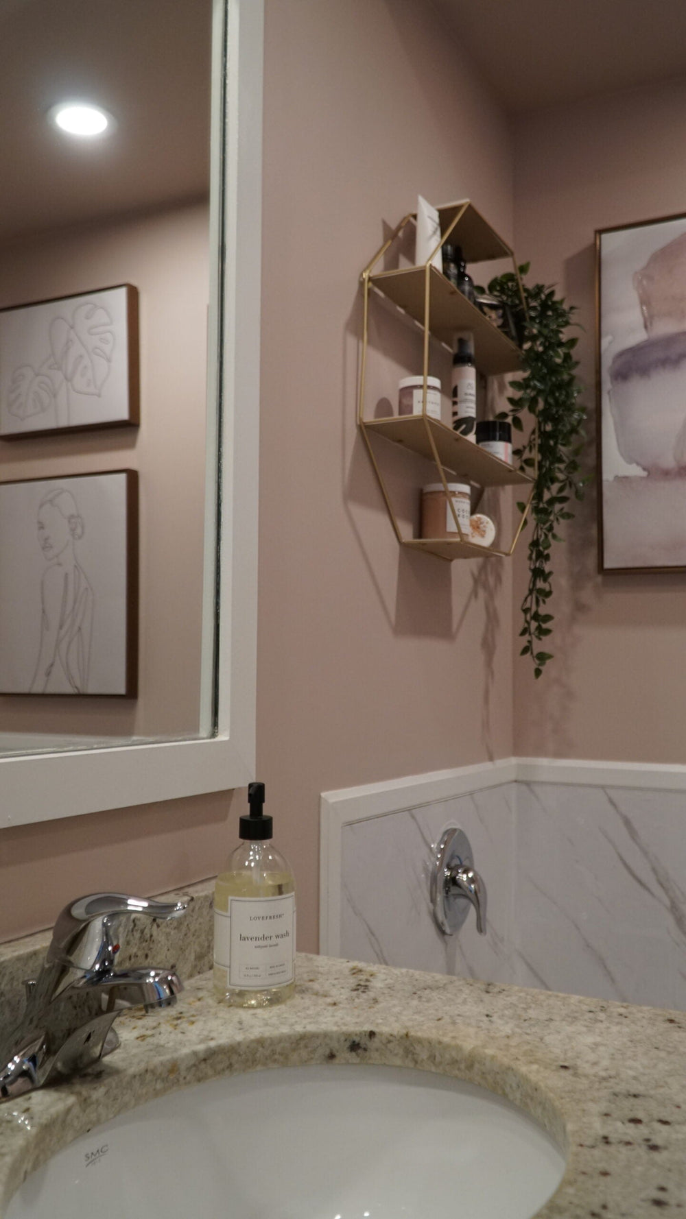 Rental Bathroom Makeover Ideas