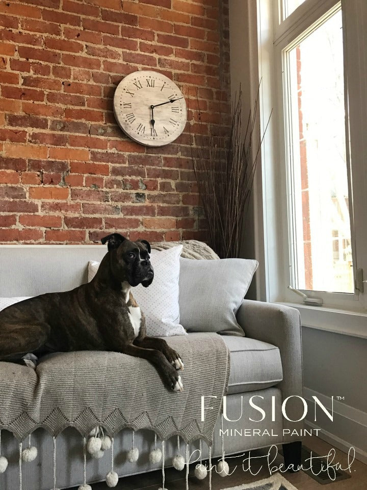 DIY Fixer Upper Style Farmhouse Clock