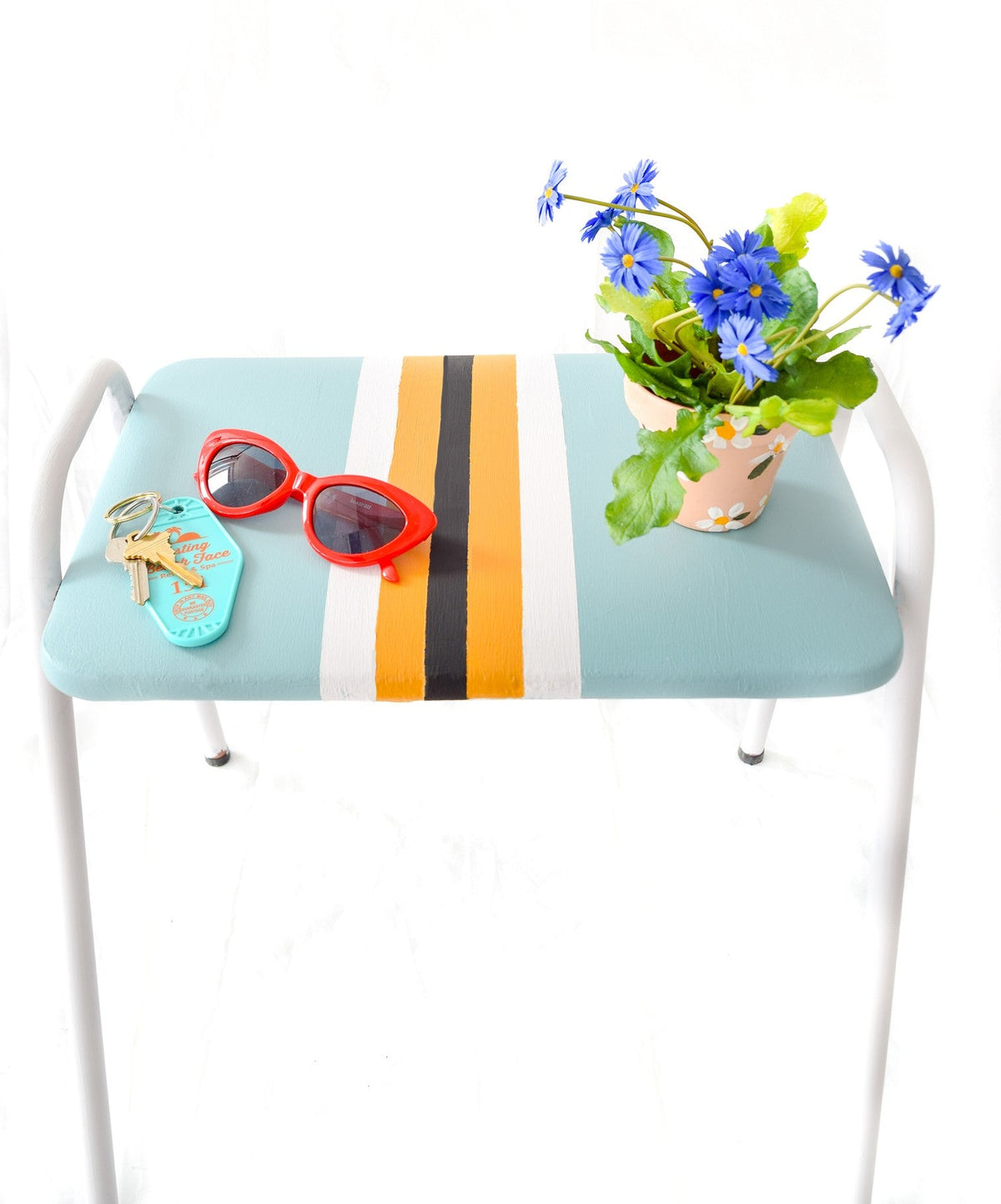 DIY Racing Stripe Stool