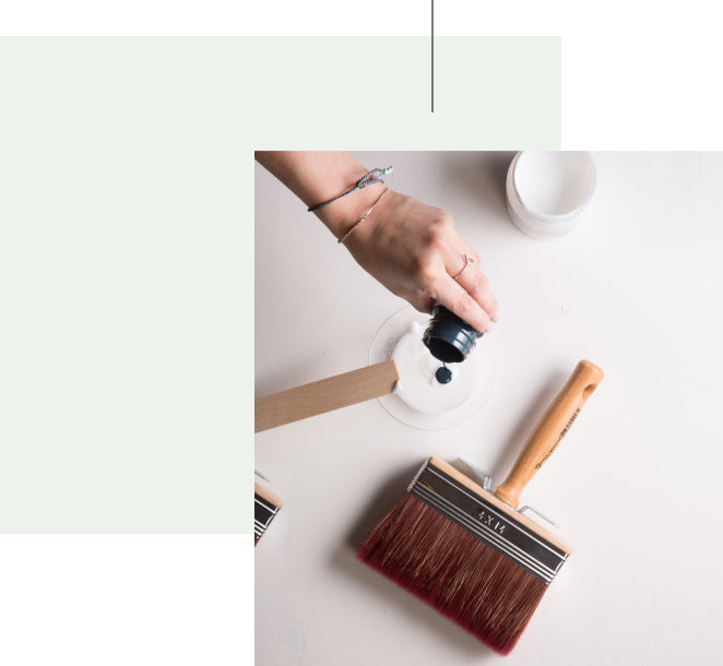 Fusion Mineral Paint brush and painting tools